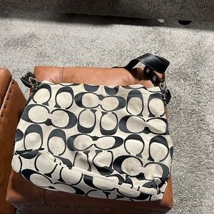 Coach logo shoulder bag